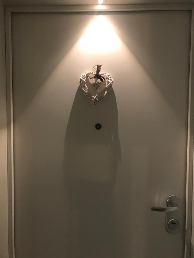 Aymon De Challant Appartement Аоста Екстериор снимка
